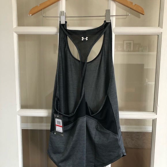 UNDER ARMOUR~ Women’s loose tank - Picture 3 of 9